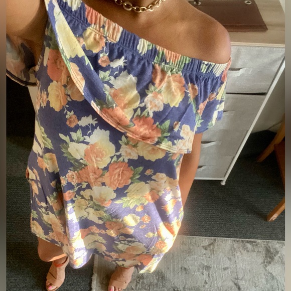 So cute! Tropical blue FLORAL PRINT OFF SHOULDER RUFFLE w/POCKET mini DRESS, NWT - Picture 2 of 15